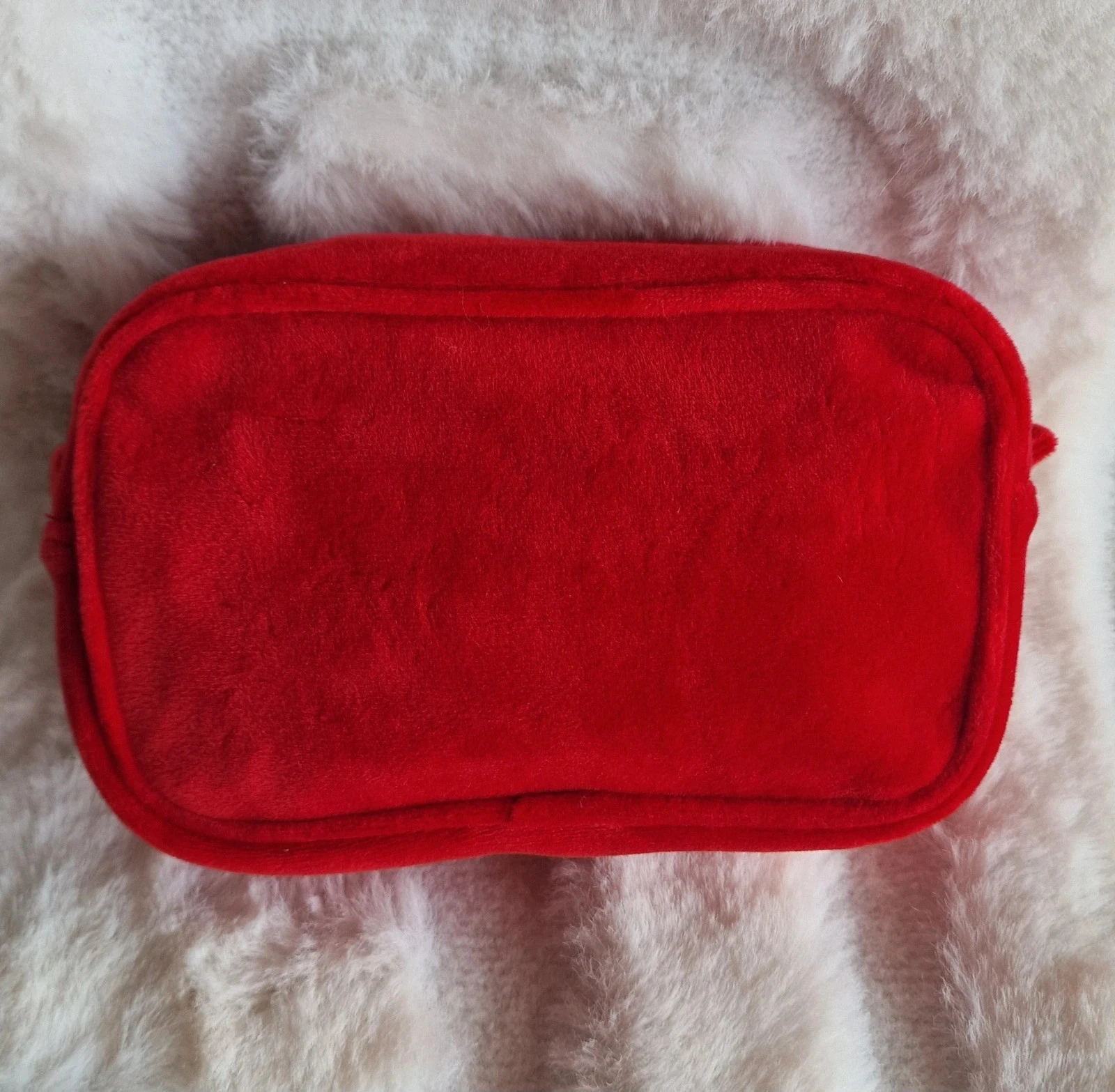 Chanel Makeup red velvet pencil case – Brand new – VIP gift – photo 7